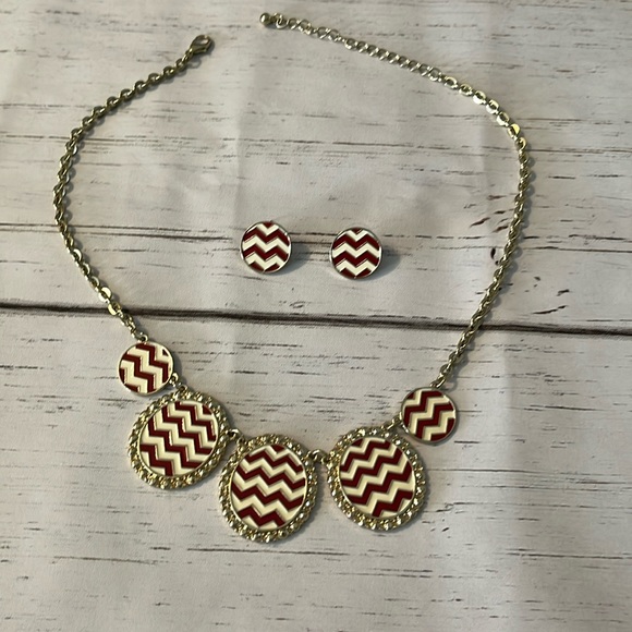 Necklace and earring set. Red and white - Picture 1 of 6